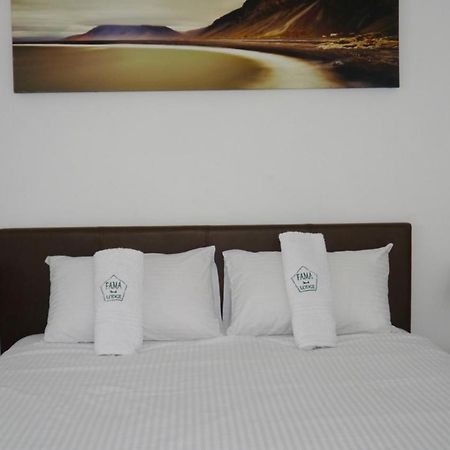Fama Lodge Rm12 Cape Town Exterior photo
